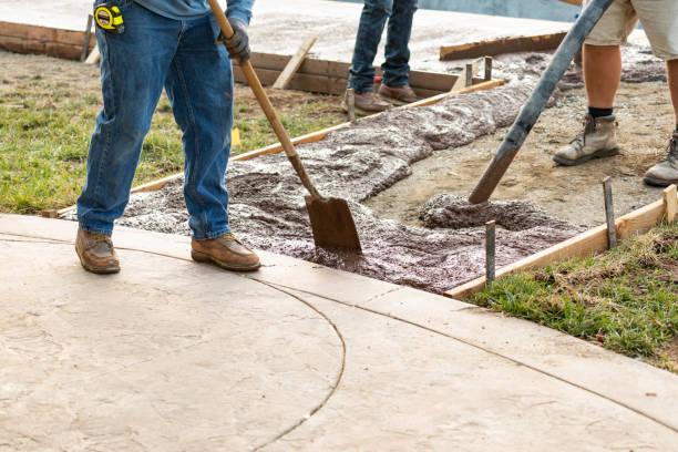 Best Driveways & Floors  in Lakeland, FL